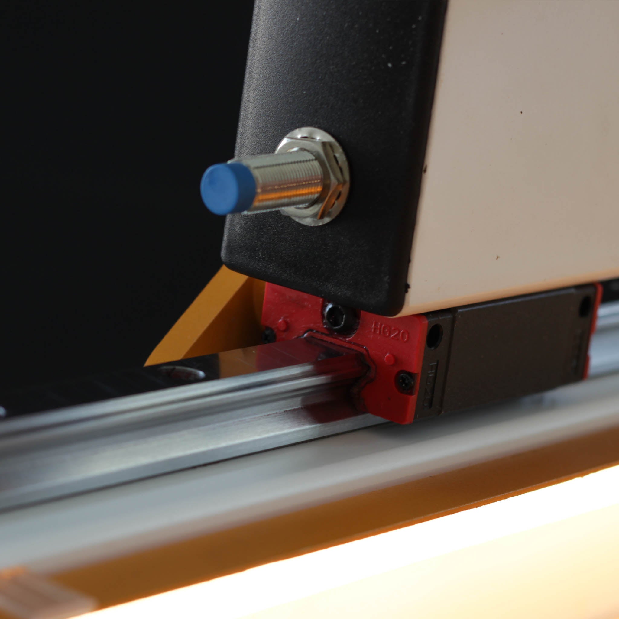 Linear Rails – CNC Online SA